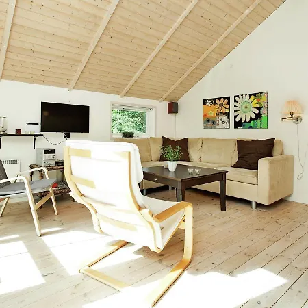 Two-bedroom Holiday In Glesborg 15 * Fjellerup